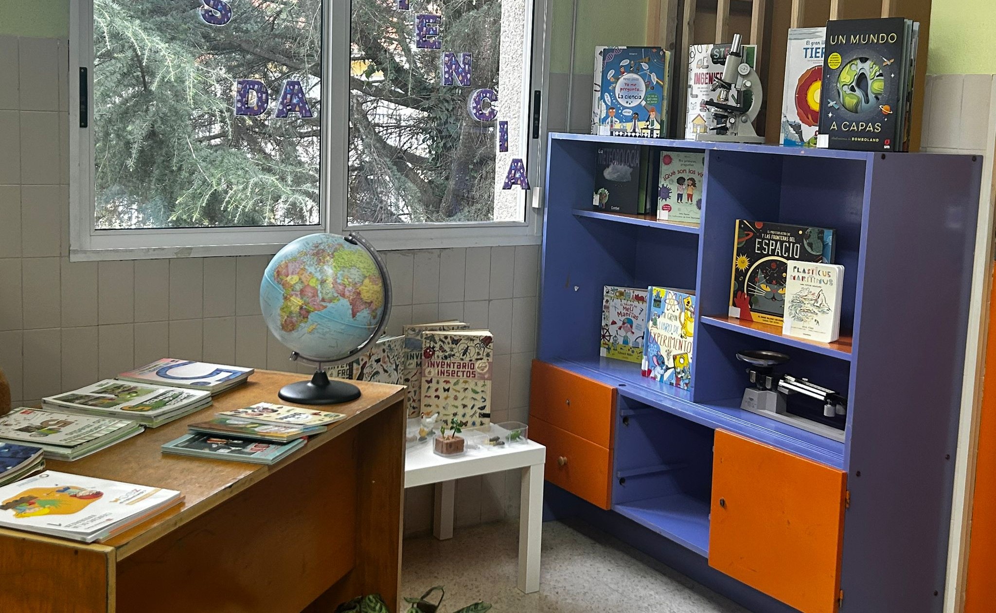 Biblioteca do CEIP Javier Sensat